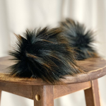 POMPOM L предварительный заказ Mustaruoste
