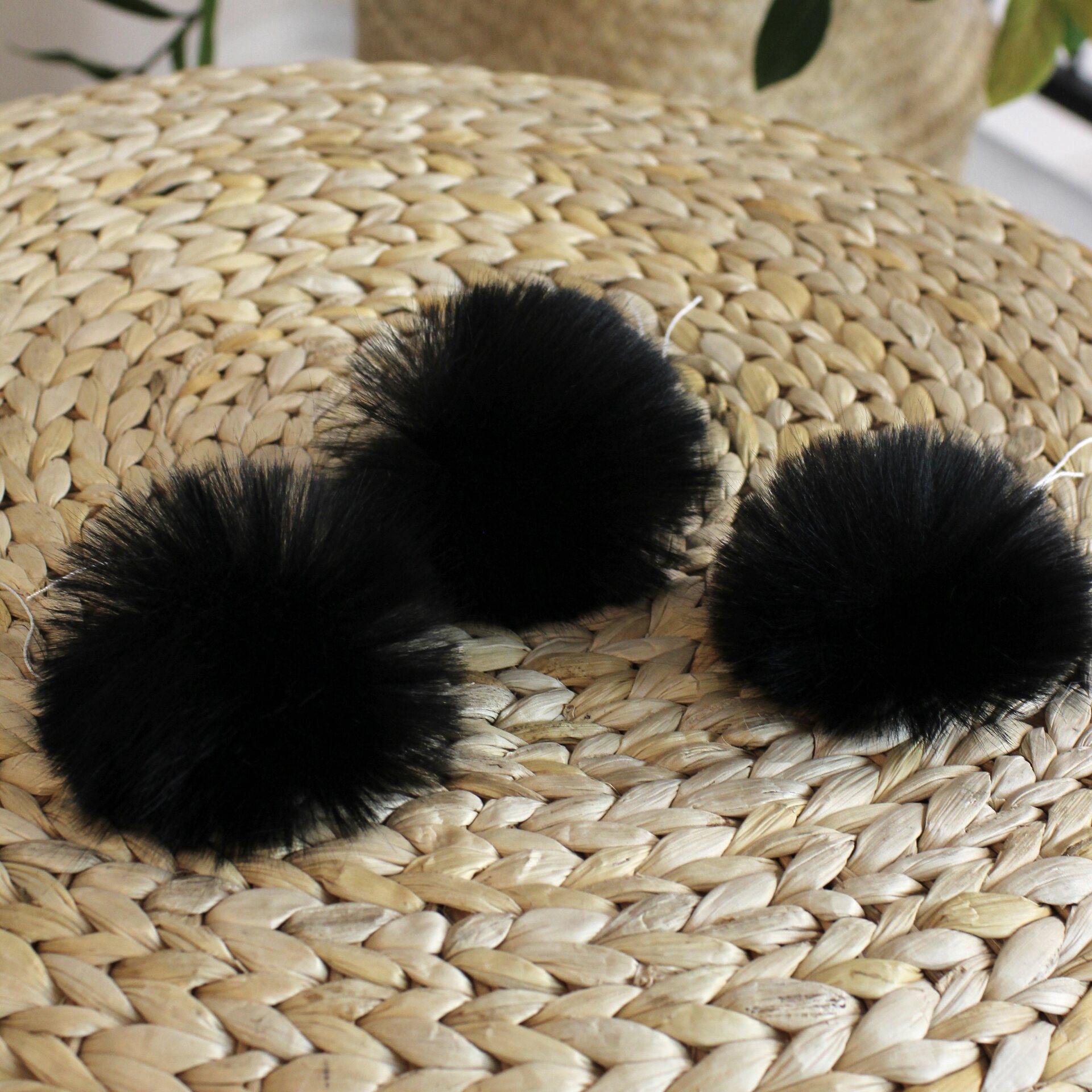 POMPOM XS - Baby Round black
