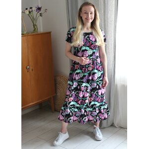 Kukkii, raspberry night -trikoo 150cm PALA