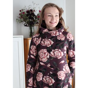 Belle, mauve wine -joustocollege