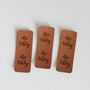 Taitettava Itse tehty, vaaleanruskea -ompelumerkki